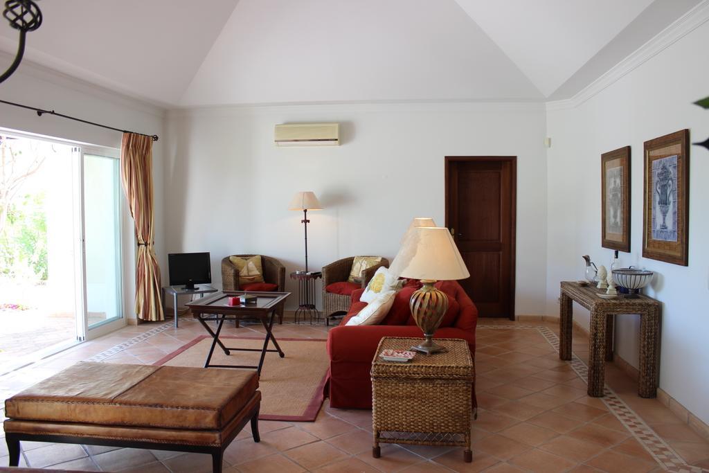 Villa Salinas Quinta do Lago Pokoj fotografie