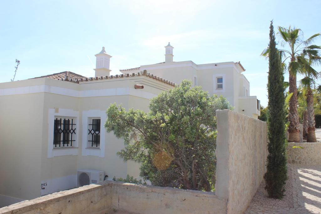 Villa Salinas Quinta do Lago Pokoj fotografie